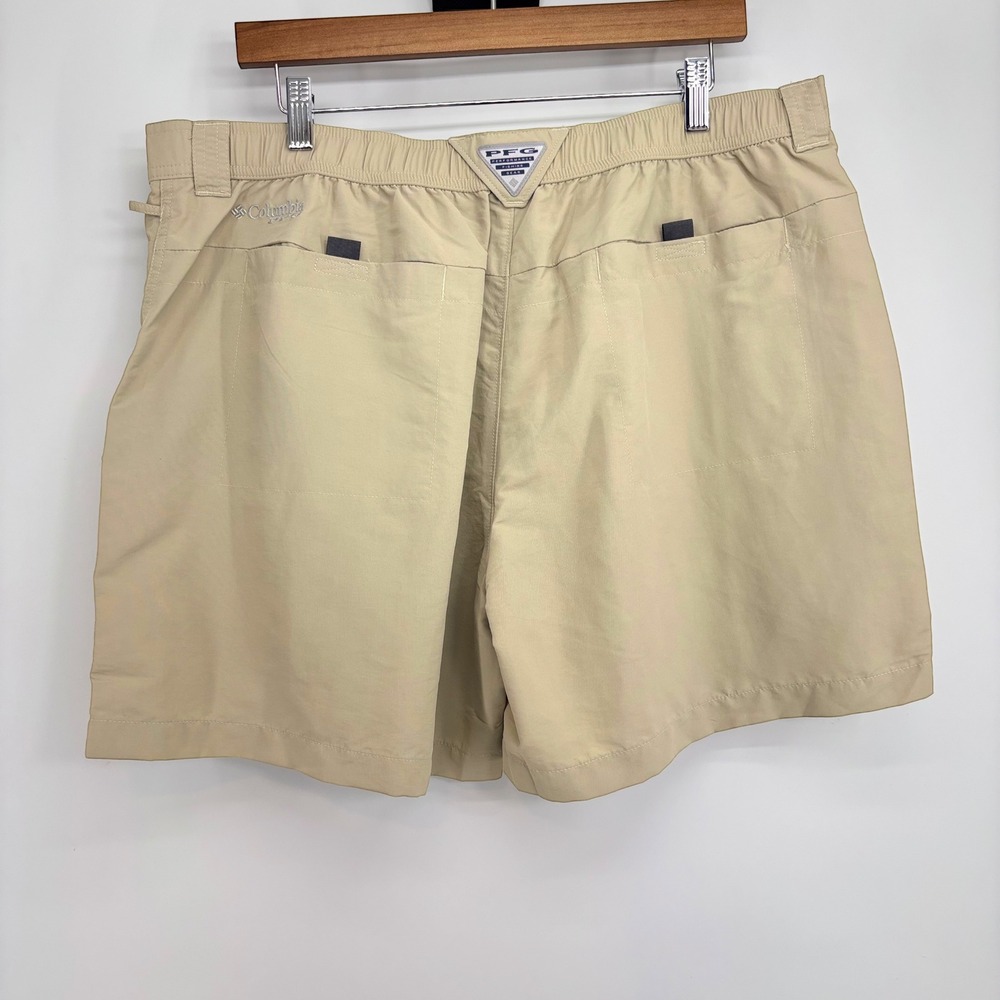 NEW Columbia PFG Permit II 40x6L Fishing Shorts Omni-Shade Cargo Khaki Pockets - Picture 2 of 7